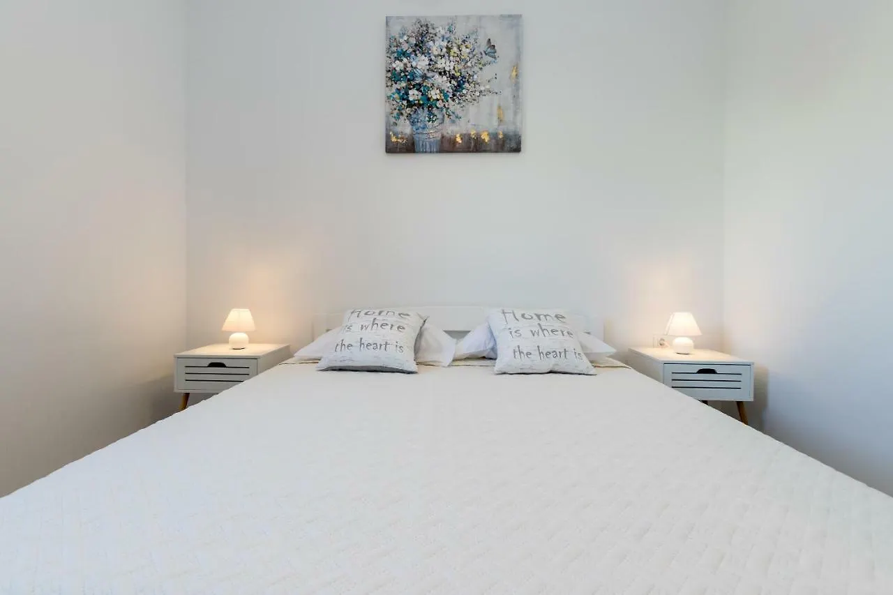 Apartment Apartman Bella Kaštela