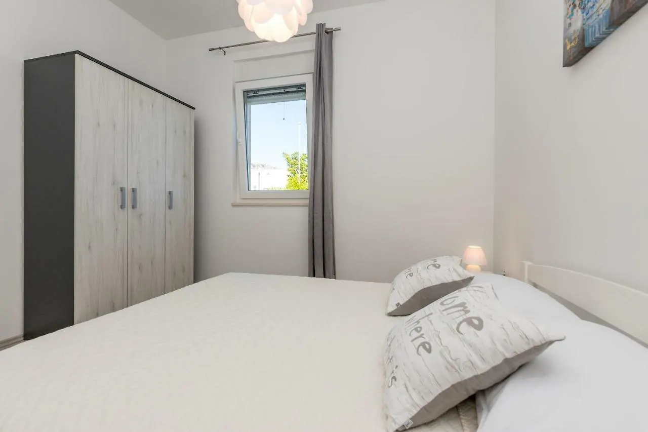 Apartman Bella Kastela